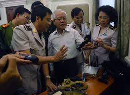 Vận chuyển hàng lậu trong tháng 11 tăng đột biến